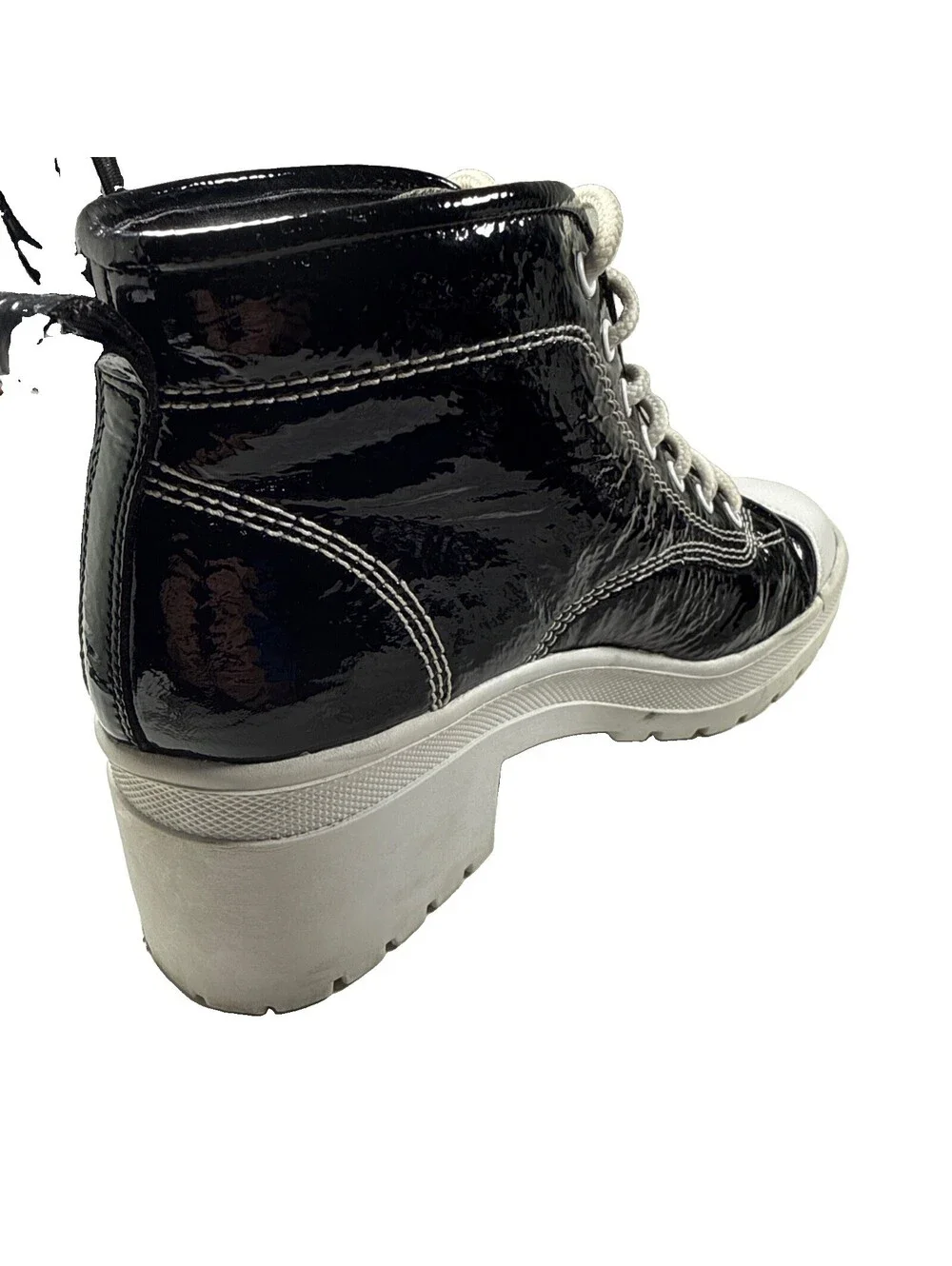 Womens Black Ankle Boots Size 8M Patent Leather Lace up Pre Owned